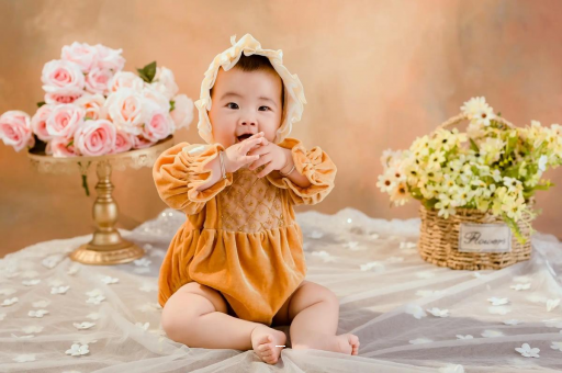 中国台湾宝宝吐舌头怎么回事